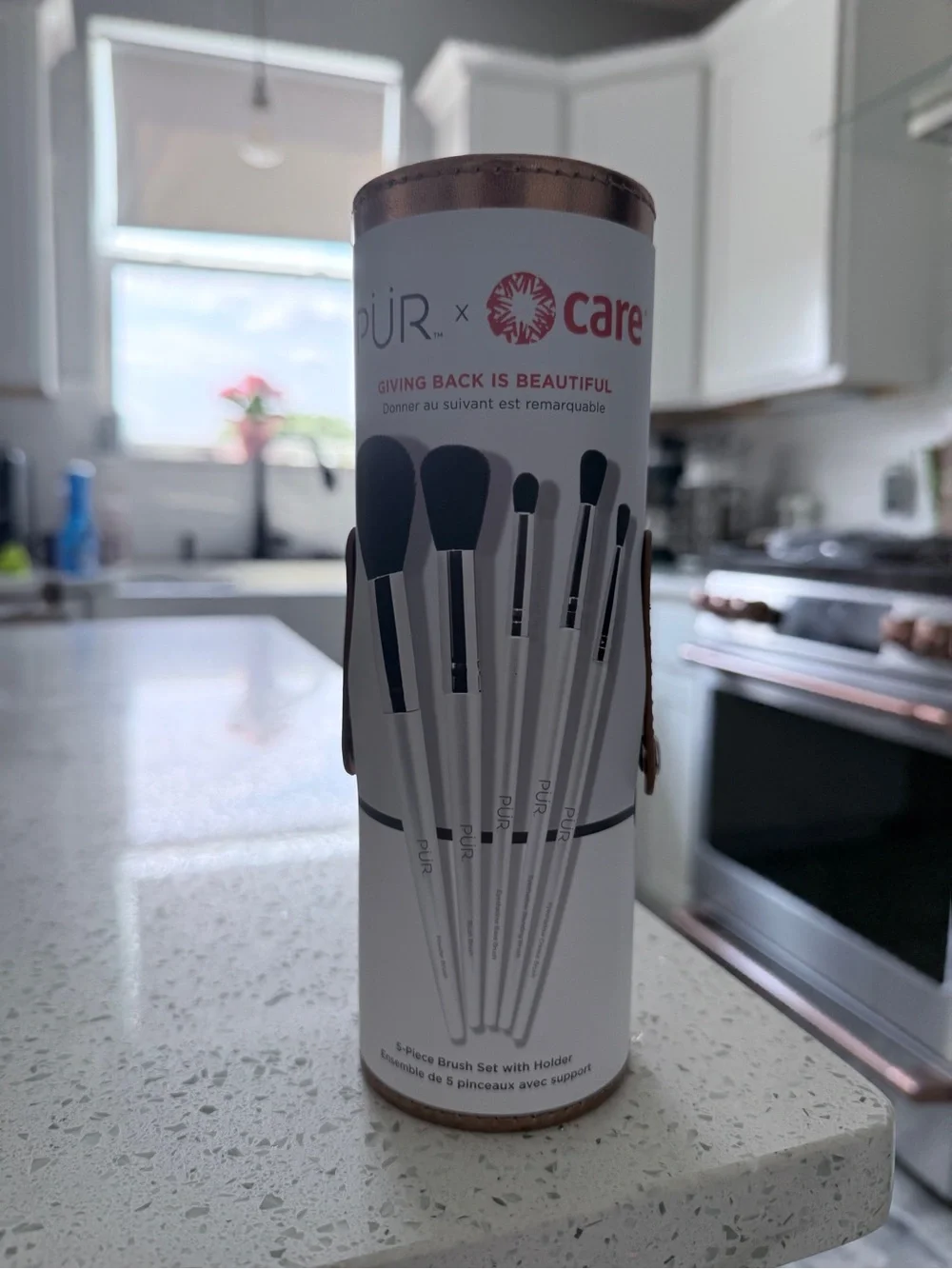 PÜR White Handle Makeup Brush Set with Metallic Copper Case